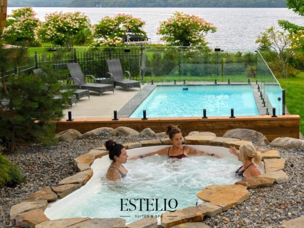 Estello Suites & Spa Lac-Mégantic Exteriör bild