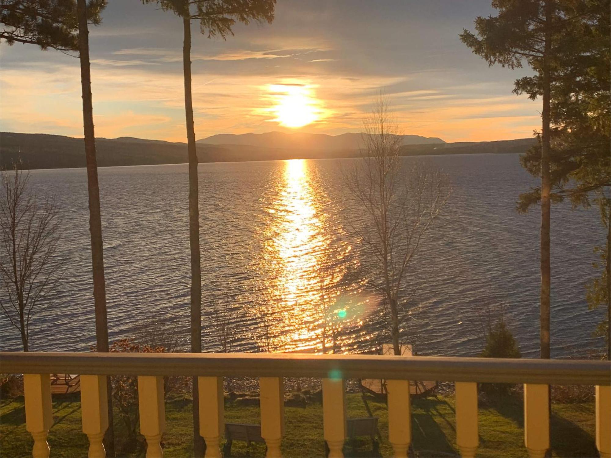 Estello Suites & Spa Lac-Mégantic Rum bild